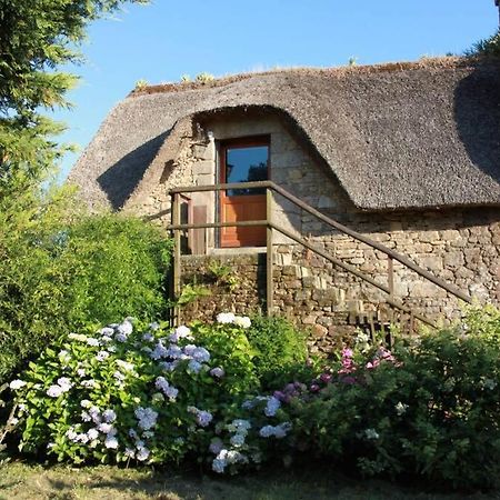 Studio Dans Une Chaumiere De Caractere Baud Eksteriør billede