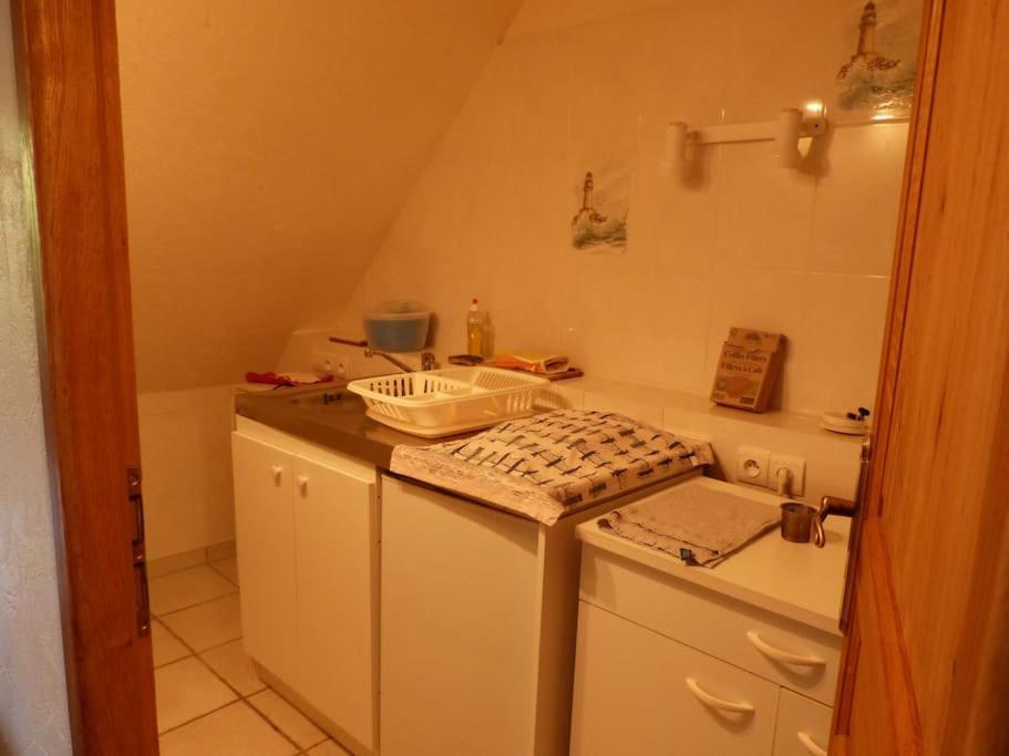 Studio Dans Une Chaumiere De Caractere Baud Eksteriør billede