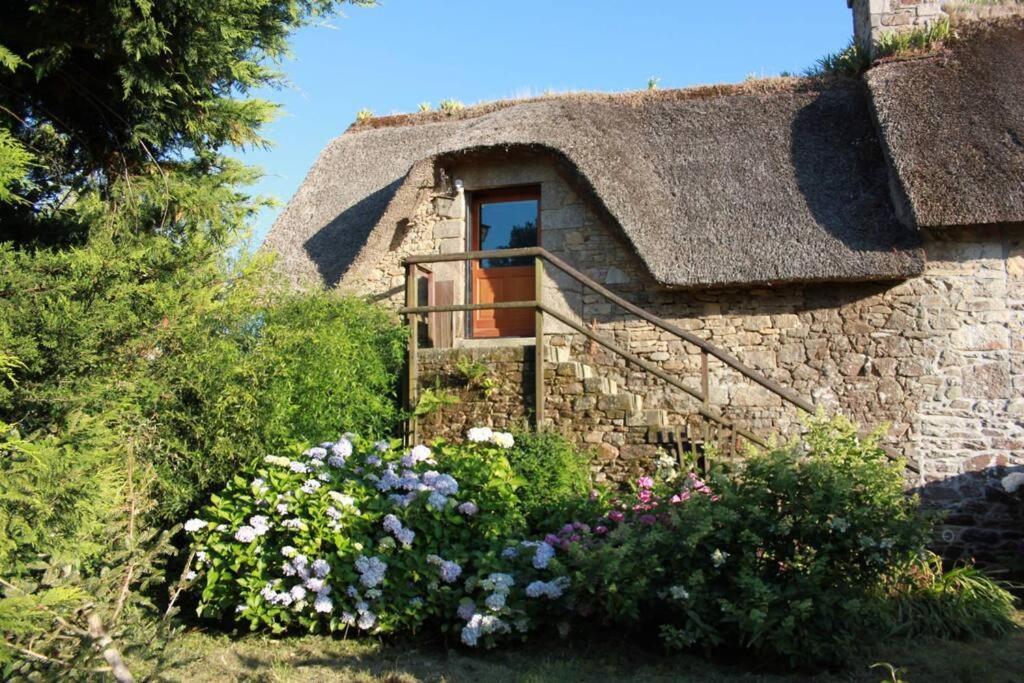 Studio Dans Une Chaumiere De Caractere Baud Eksteriør billede